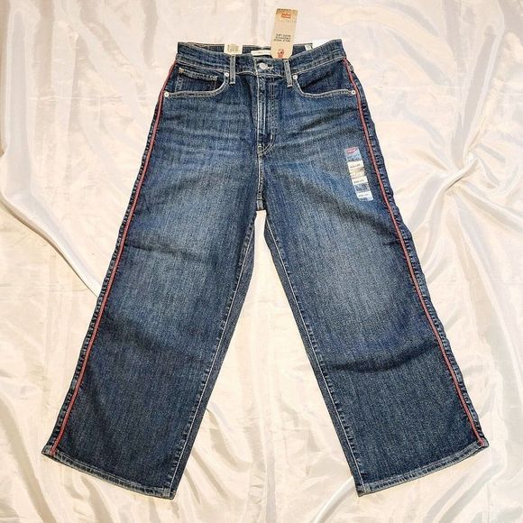 Levis Mile High Cropped Wide Leg NWT Classic High Waist Great Fit Size 30x25 - Picture 1 of 7